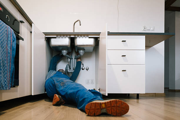 Professional Pipe Repair technician working in Waco, KY